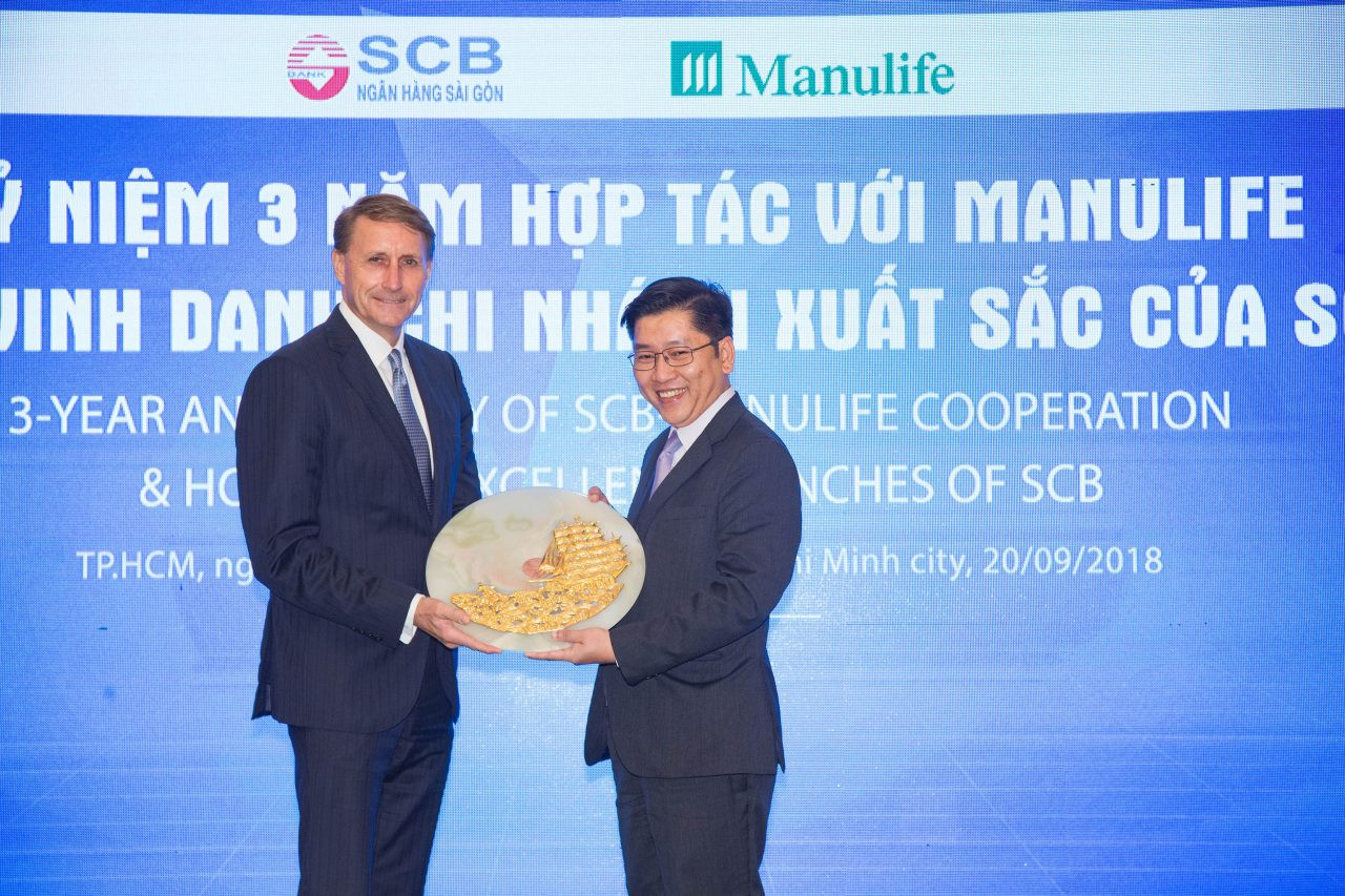 NHNN cho biết đã nhận đơn thư của tập thể 33 khách hàng mua bảo hiểm Manulife qua Ngân hàng TMCP Sài Gòn.