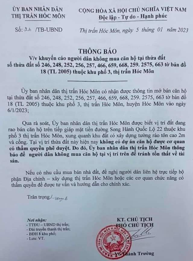 Văn bản số 26/TB-UBND do ông Võ Thành Trưởng, phó chủ tịch UBND thị trấn Hóc Môn ký ngày 5/1/2023. 