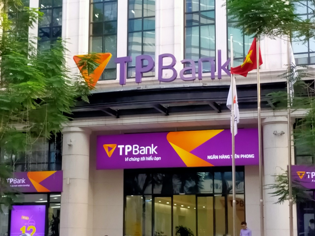 Với gần 1.6 tỷ cp đang lưu hành, ước tính TPBank cần chi hơn 3,954 tỷ đồng để trả cổ tức cho cổ đông.