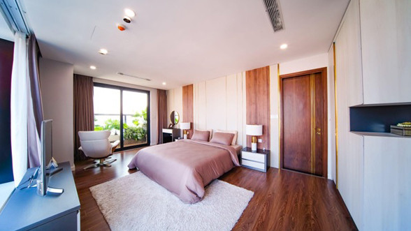 Mỗi căn hộ bố trí 2-3 logia, giúp lấy ánh sáng, đón gió và thông khí cho các phòng.