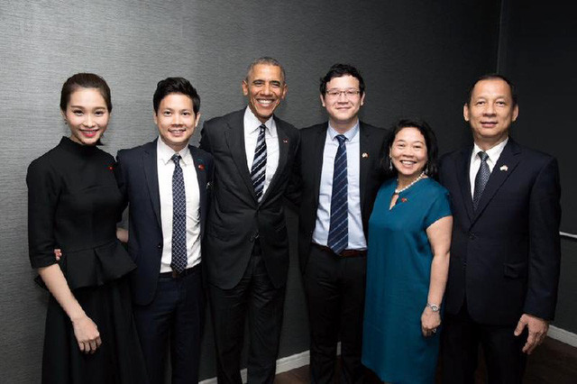 Bà Dương Thanh Thủy (thứ 2 bên phải) là nhà sáng lập TT Group từ năm 1994 trong một dịp tiếp kiến tổng thống Obama.