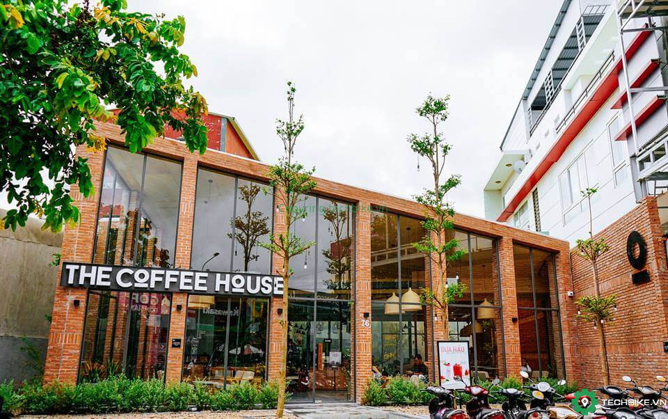 The Coffee House, một thương hiệu được quản lý bởi Seedcom do ông Đinh Anh Huân sáng lập.