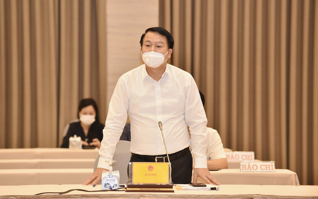 Thứ trưởng Bộ Tài chính Nguyễn Đức Chi cho biết Bộ Tài chính đã có chỉ đạo đối với việc triển khai các giải pháp để sớm nhất trong tháng 8.