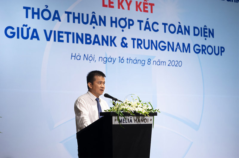Ông Nguyễn Tâm Thịnh, Chủ tịch HĐQT Tập đoàn Trungnam Group tại buổi ký kết hợp tác với Vietinbank