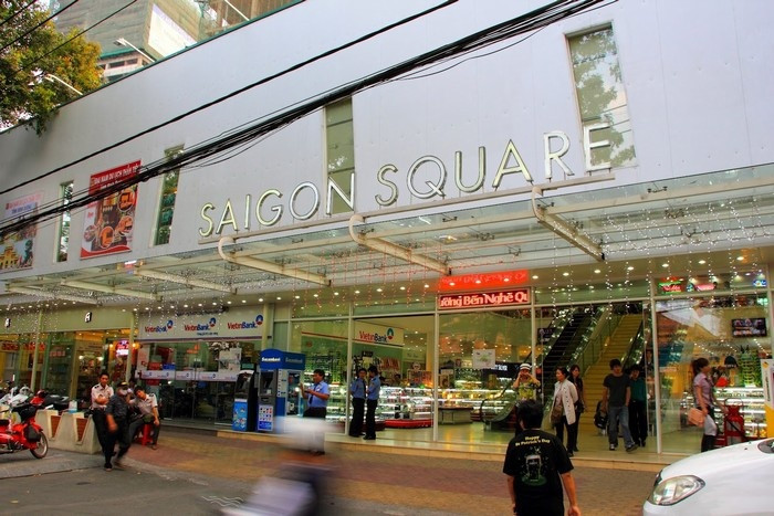 Trung tâm Thương mại Saigon Square nổi tiếng của Công ty Phan Thành được sở hữu bởi doanh nhân kín tiếng Phan văn Chất.