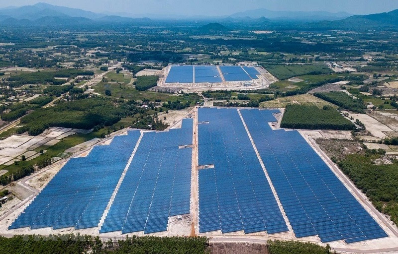 Bamboo Capital đang triển khai các dự án Nhà máy điện mặt trời tại Phù Mỹ (Bình Định) với công suất 330MW.