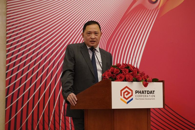 Ông Nguyễn Văn Đạt, Chủ tịch HĐQT Tập đoàn Phát Đạt chia sẻ định hướng phát triển với cổ đông hôm 27/03/21.