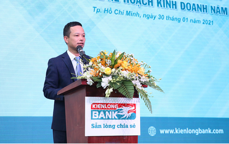 Tháng 1/2021, KienlongBank đã tổ chức Đại hội cổ đông bất thường để bầu bổ sung hai thành viên HĐQT là bà Trần Thị Thu Hằng và ông Lê Hồng Phương làm thành viên HĐQT nhiệm kỳ 2018 – 2022.