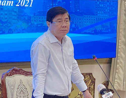 Chủ tịch UBND TPHCM Nguyễn Thành Phong chia sẻ với các doanh nghiệp bị khó khăn do vướng dịch Covid-19.