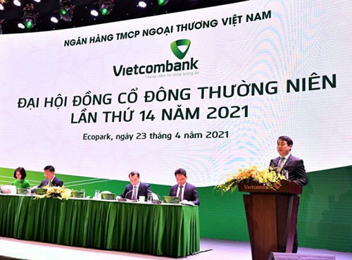 Ông Nghiêm Xuân Thành, Chủ tịch HĐQT Vietcombank phát biểu tại ĐHĐCĐ Vietcombank lần thứ 14