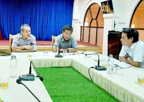 Bầu Đức trong cuộc làm việc với lãnh đạo huyện Ngọc Hồi và Ban Quản lý Khu kinh tế tỉnh Kon Tum.