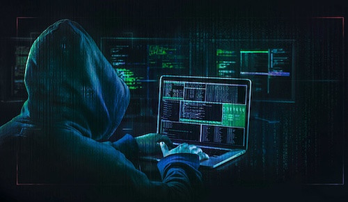 Hacker nắm được một số thông tin của khách hàng như tên truy cập và mật khẩu đăng nhập, từ đó chiếm quyền sử dụng tài khoản giao dịch chứng khoán