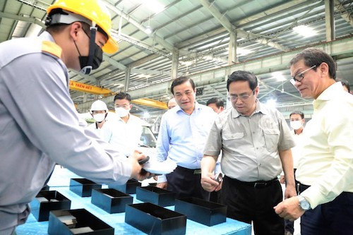 Thủ tướng Phạm Minh Chính thăm nhà máy sản xuất của Tập đoàn Thaco tại Quảng Nam