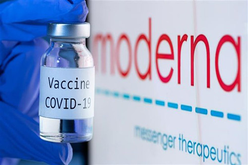 Vaccine ngừa COVID-19 của hãng dược phẩm Moderna. (Ảnh: AFP/TTXVN)