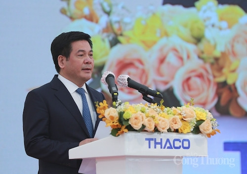 Bộ trưởng Bộ Công Thương Nguyễn Hồng Diên phát biểu tại lễ ký kết. Ảnh: Báo Công thương