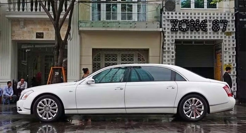 maybach-2-1780183568.jpg