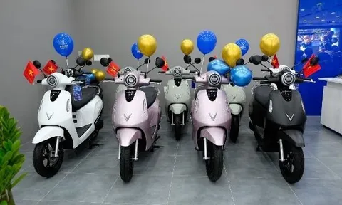 Bộ ba xe đổi pin của VinFast nhận ưu đãi “bom tấn” trong tháng 7: Tổng ưu đãi tới 13%, đi “tẹt ga” không lo chi phí