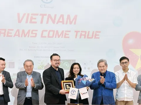 Nhân sỹ trí thức hưởng ứng lời kêu gọi tha thiết của CT Group về xây dựng đất nước