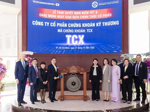 Niêm yết và chính thức giao dịch hơn 2,31 tỷ cổ phiếu chứng khoán TCBS (TCX) vào ngày 21/10 trên HOSE