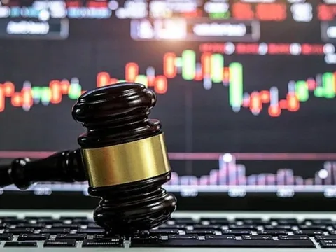 Ủy ban Chứng khoán Nhà nước phạt Địa ốc Đà Lạt (DLR) 177,5 triệu đồng do vi phạm nghĩa vụ công bố thông tin