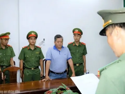 Ông Võ Xuân Trường, Chủ tịch Mekolor, công ty tuyên bố có 100 tỷ USD làm đường sắt cao tốc Bắc Nam bị bắt