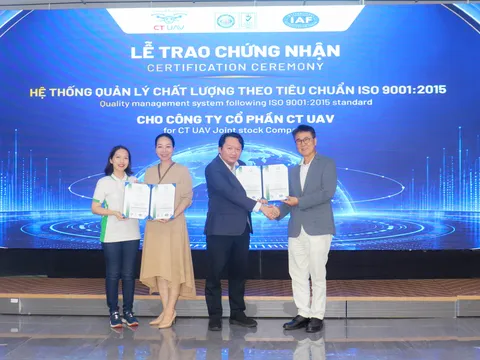 CT UAV quyết không thua Đức, Nhật