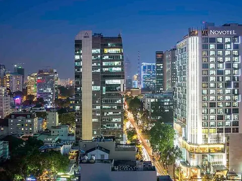 Thiên Phúc, Chủ đầu tư Novotel Saigon công bố 6 tháng lỗ gần 400 tỷ đồng, nợ gần 9.000 tỷ đồng, chậm thanh toán 30 lô trái phiếu trong số 6.400 tỷ đồng đã phát hành
