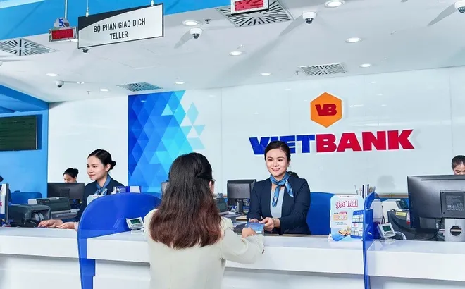Cổ phiếu VBB của Vietbank chào sàn HOSE với giá tham chiếu 13.300 đồng vào ngày 14/7