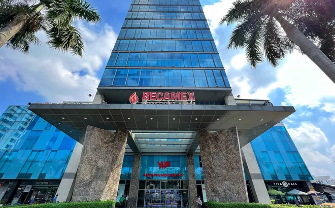 6 tháng, lợi nhuận Becamex IDC (BCM) sụt giảm mạnh đến hơn 83% nhưng lãnh đạo vẫn nhận thưởng cao ngất ngưởng
